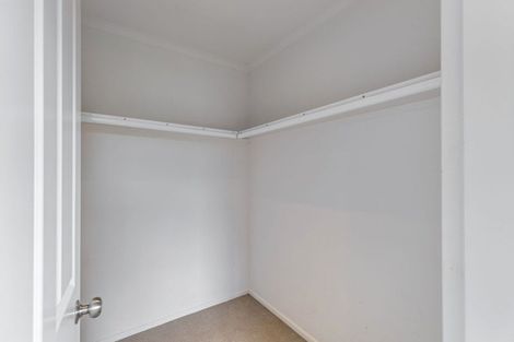 Photo of property in 8 Geneva Terrace, Kelvin Grove, Palmerston North, 4414