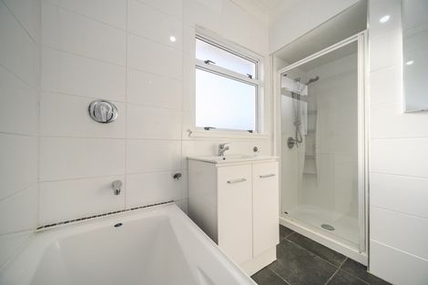 Photo of property in 9 Milton Street, Roslyn, Palmerston North, 4414