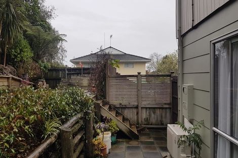 Photo of property in 62 Kohekohe Street, New Lynn, Auckland, 0600