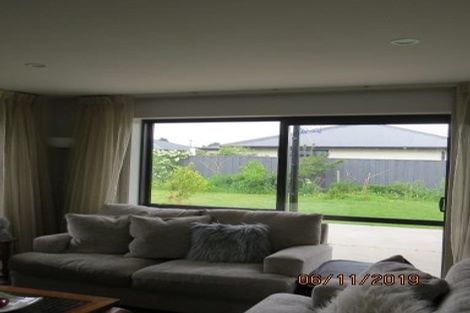 Photo of property in 33 Riverview Road, Rangiora, 7400