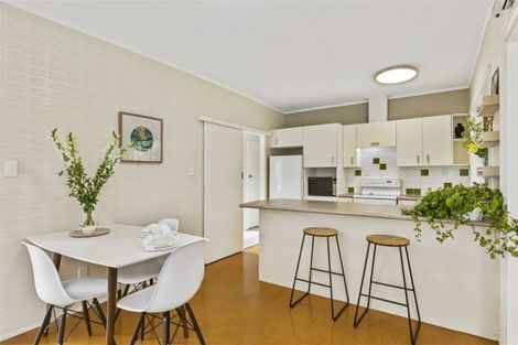 Photo of property in 23 Catrina Avenue, Birkenhead, Auckland, 0626