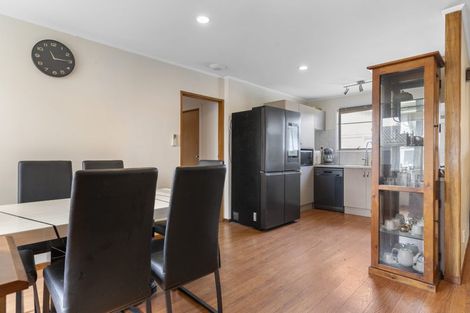 Photo of property in 369 Bucklands Beach Road, Bucklands Beach, Auckland, 2012