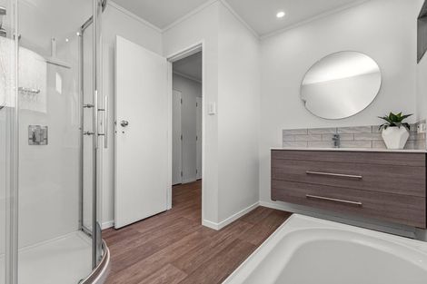 Photo of property in 13 Galway Place, Te Puke, 3119