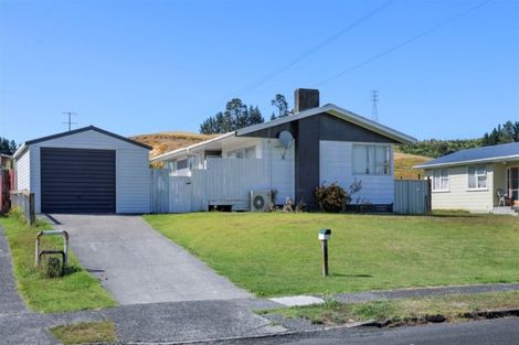 Photo of property in 15 Blundell Place, Huntly, 3700