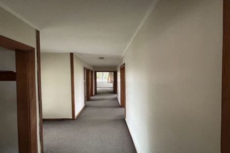 Photo of property in 37 Lambeth Crescent, Redwood, Christchurch, 8051