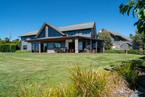 Photo of property in 121 Highland Drive, Acacia Bay, Taupo, 3385