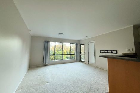 Photo of property in The Haven, 22/120 Beach Haven Road, Beach Haven, Auckland, 0626