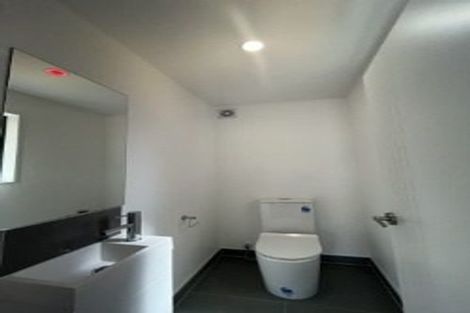 Photo of property in 28d Greenmeadows Avenue, Manurewa East, Auckland, 2102