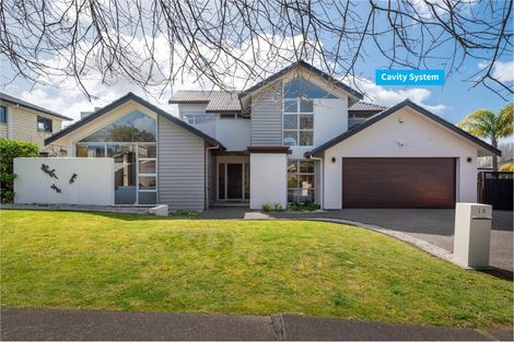 Photo of property in 19 English Oak Drive, Schnapper Rock, Auckland, 0632