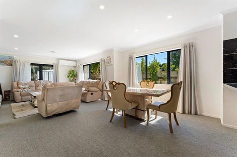 Photo of property in 19 Titch Place, Glen Eden, Auckland, 0602