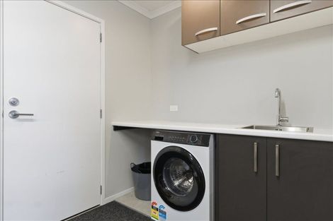 Photo of property in 72 Tabraham Crescent, Pyes Pa, Tauranga, 3112