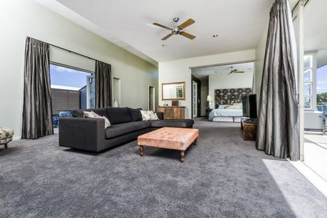 Photo of property in 54 Seacliffe Avenue, Belmont, Auckland, 0622