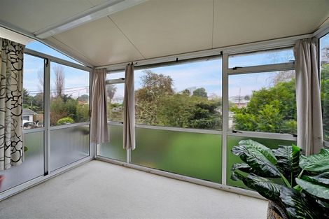 Photo of property in 5/15a Oates Road, Glen Eden, Auckland, 0602