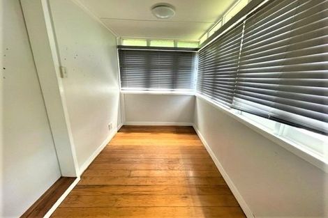 Photo of property in 70 Mckenzie Road, Mangere Bridge, Auckland, 2022