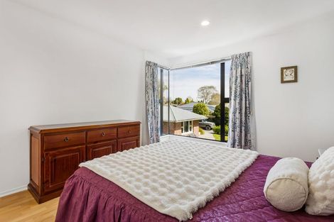 Photo of property in 2/4 Bevington Street, Avonhead, Christchurch, 8042