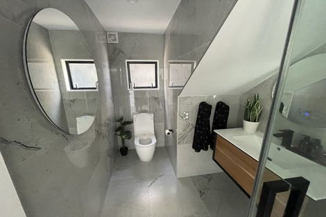 Photo of property in 4 Halyard Place, Te Atatu Peninsula, Auckland, 0610