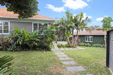 Photo of property in 2 Chatham Avenue, Mount Albert, Auckland, 1025
