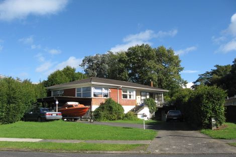 Photo of property in 57 Ennis Avenue, Pakuranga Heights, Auckland, 2010