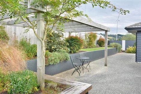 Photo of property in 24 Sunninghurst Drive, Fairfield, Dunedin, 9018