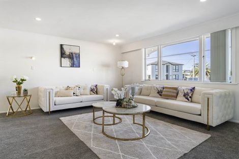 Photo of property in 24 Hill Crescent, Papakura, 2110