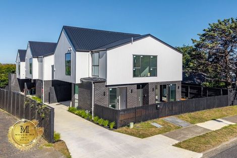 Photo of property in 61a Marendellas Drive, Bucklands Beach, Auckland, 2014