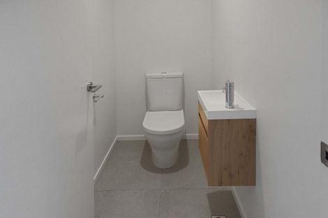 Photo of property in 15c Cuba Street, Petone, Lower Hutt, 5012