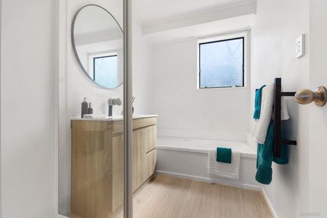 Photo of property in 3/27 Karepo Crescent, Ranui, Auckland, 0612