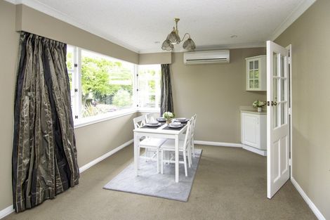 Photo of property in 18 Churchill Avenue, Hokowhitu, Palmerston North, 4410