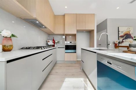 Photo of property in 34 Whakairo Crescent, Gulf Harbour, Whangaparaoa, 0930