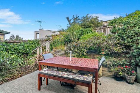 Photo of property in 14 Governor Grey Road, Snells Beach, 0920