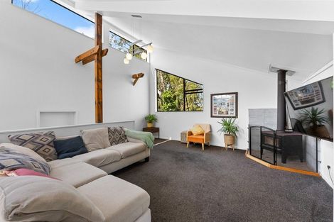 Photo of property in 18b Mayfair Place, Westown, New Plymouth, 4310