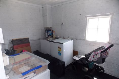 Photo of property in 147 Church Street, West End, Palmerston North, 4412