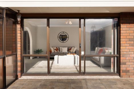 Photo of property in 499a Devonport Road, Tauranga South, Tauranga, 3112