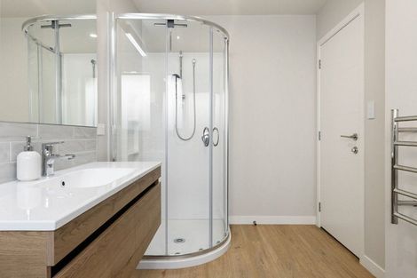 Photo of property in 32 Hugo Shaw Drive, Cambridge, 3434