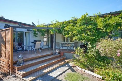 Photo of property in 2 Reeves Street, Cheviot, 7310