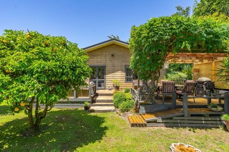 Photo of property in 37 Regent Street, Martinborough, 5711