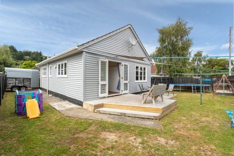 Photo of property in 7 Mangaroa Hill Road, Maoribank, Upper Hutt, 5018