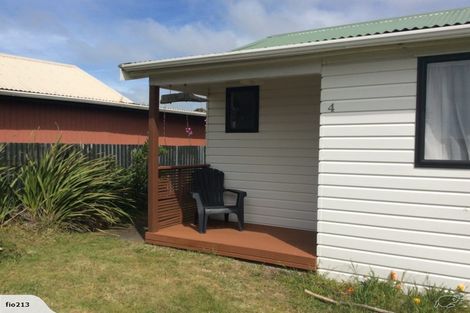 Photo of property in 4 Barber Street, Foxton Beach, Foxton, 4815