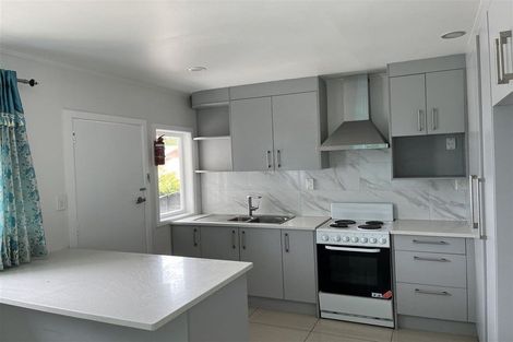 Photo of property in 54 Glen Road, Ranui, Auckland, 0612