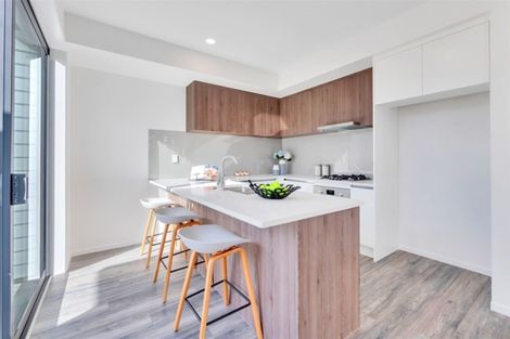 Photo of property in 107 Sturges Road, Henderson, Auckland, 0612