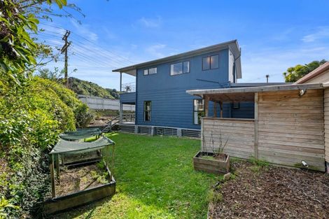 Photo of property in 62 Waikawa Road, Picton, 7220