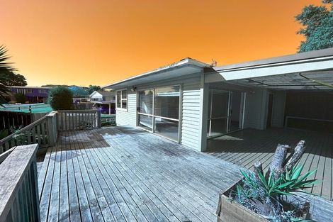 Photo of property in 16 Lavas Place, Mount Wellington, Auckland, 1060