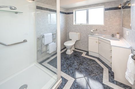 Photo of property in 17 Delhi Avenue, Aramoho, Whanganui, 4500