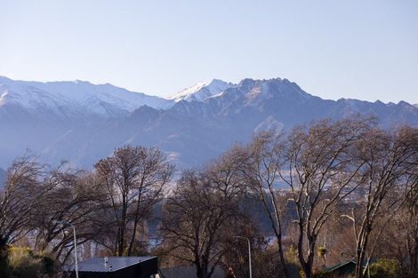 Photo of property in 15 Glenbrae Crescent, Wanaka, 9305