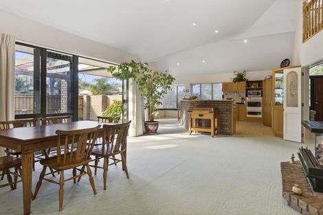 Photo of property in 28 Seychelles Drive, Papamoa Beach, Papamoa, 3118