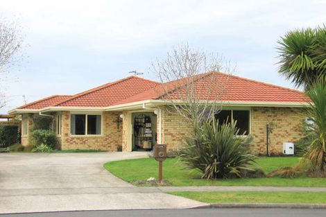 Photo of property in 19 Mangakoea Place, St Andrews, Hamilton, 3200