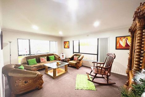 Photo of property in 4 Aster Place, Flat Bush, Auckland, 2019