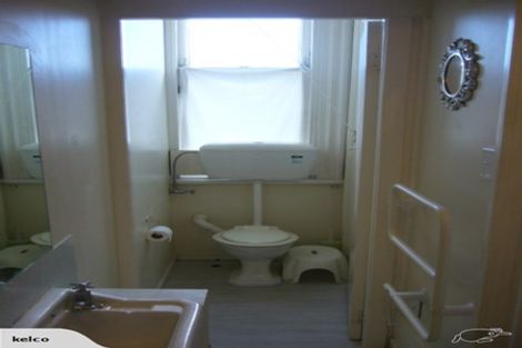 Photo of property in 4 Hawker Street, Mount Victoria, Wellington, 6011