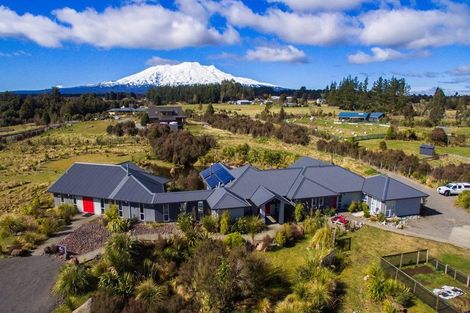 Photo of property in 27 Hutiwai Road, Horopito, Raetihi, 4696