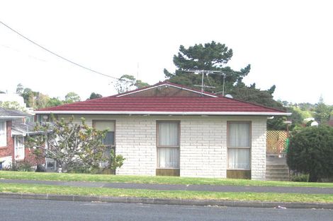 Photo of property in 1/10 Manuka Road, Glenfield, Auckland, 0629
